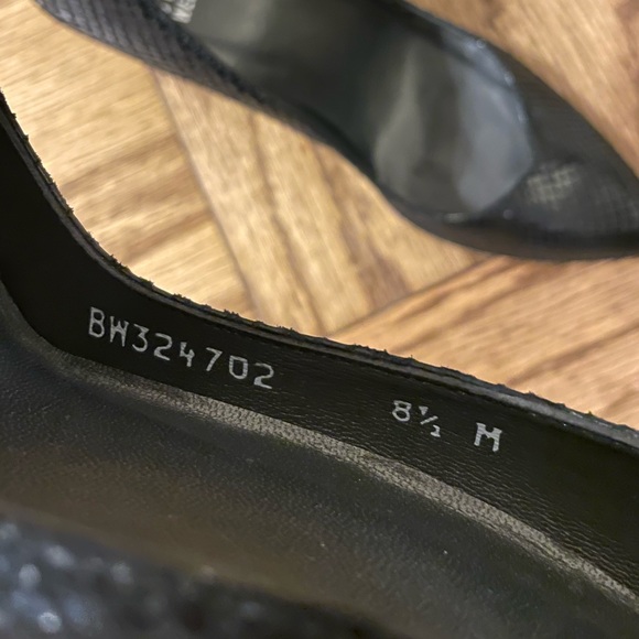 Stuart Weitzman Black Heels - Picture 6 of 7